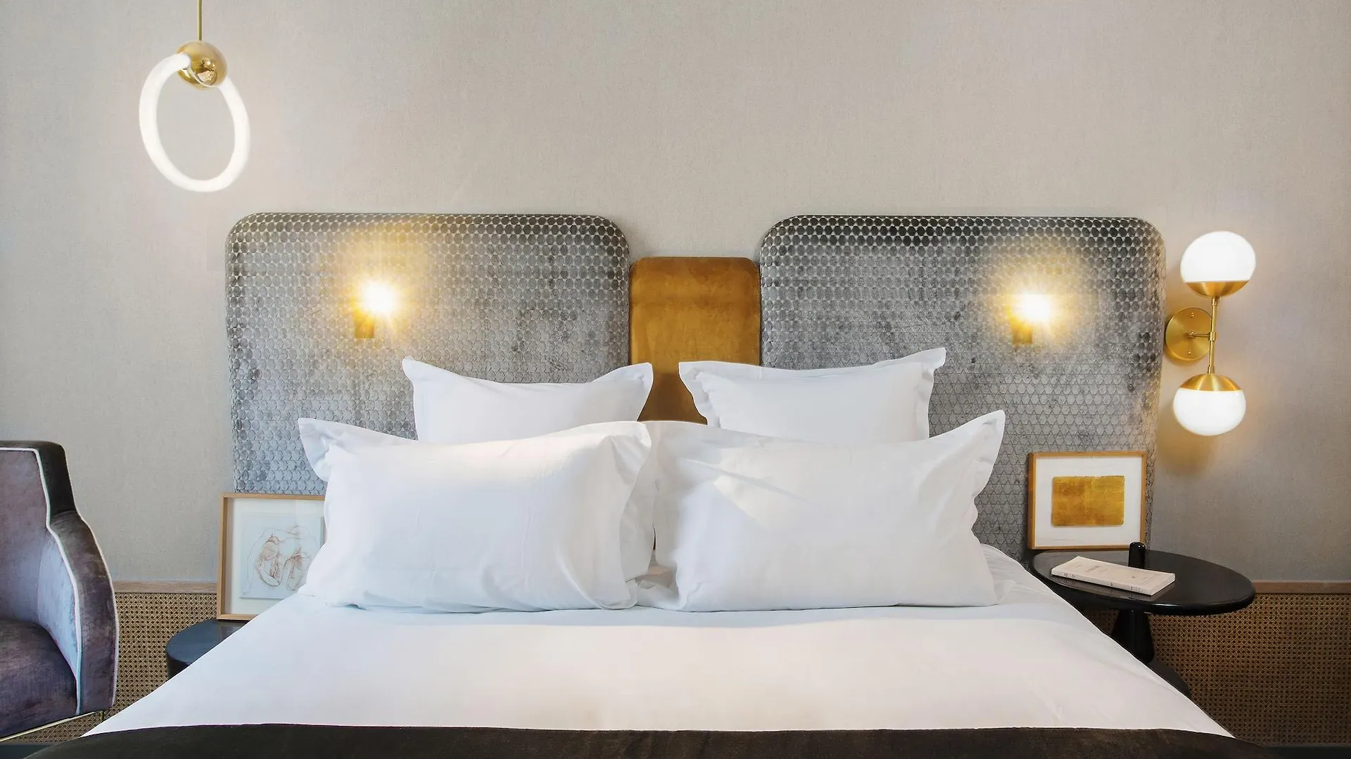 Hotel Handsome