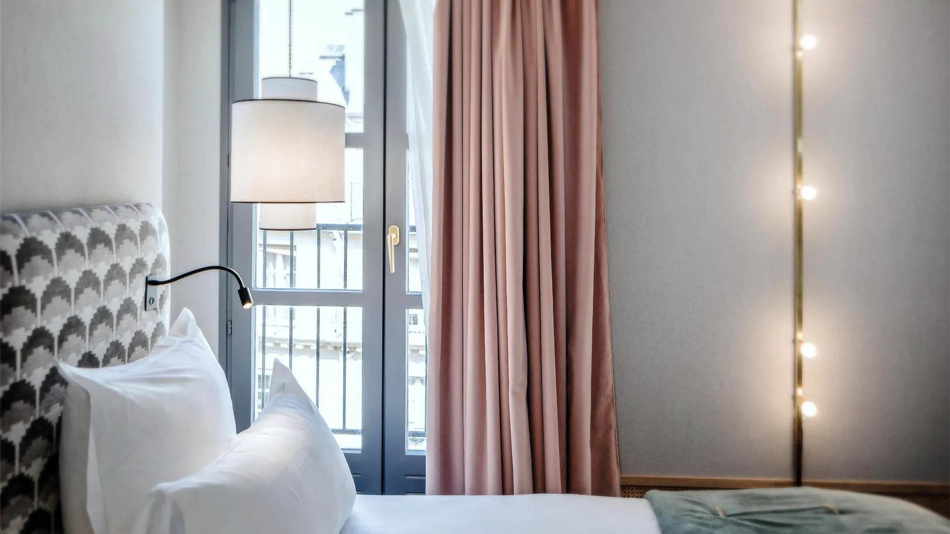 Hotel Handsome Paris