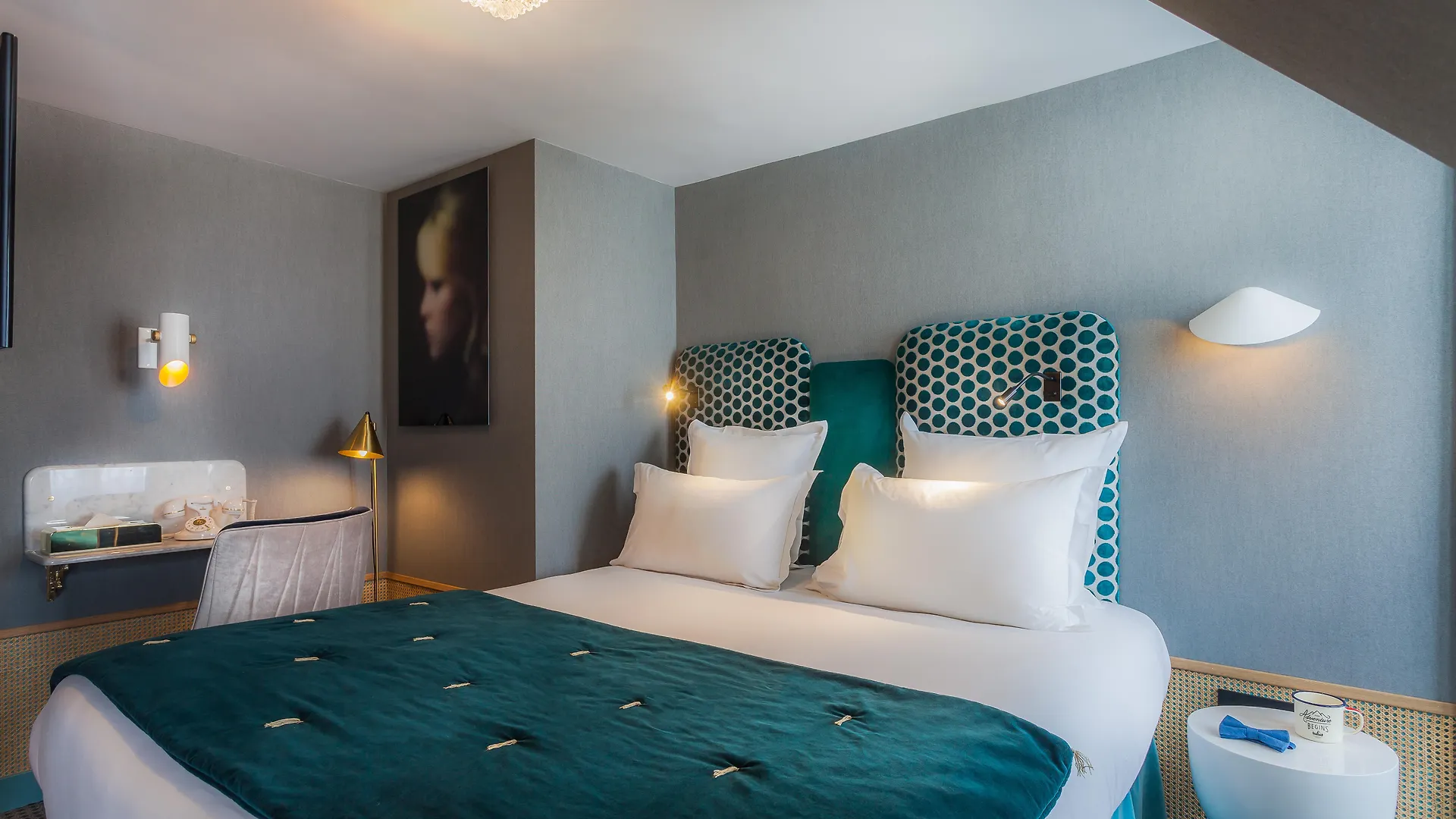 Hotel Handsome 3*