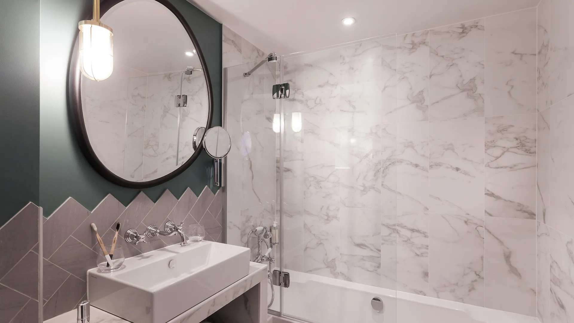 Hotel Handsome Parijs